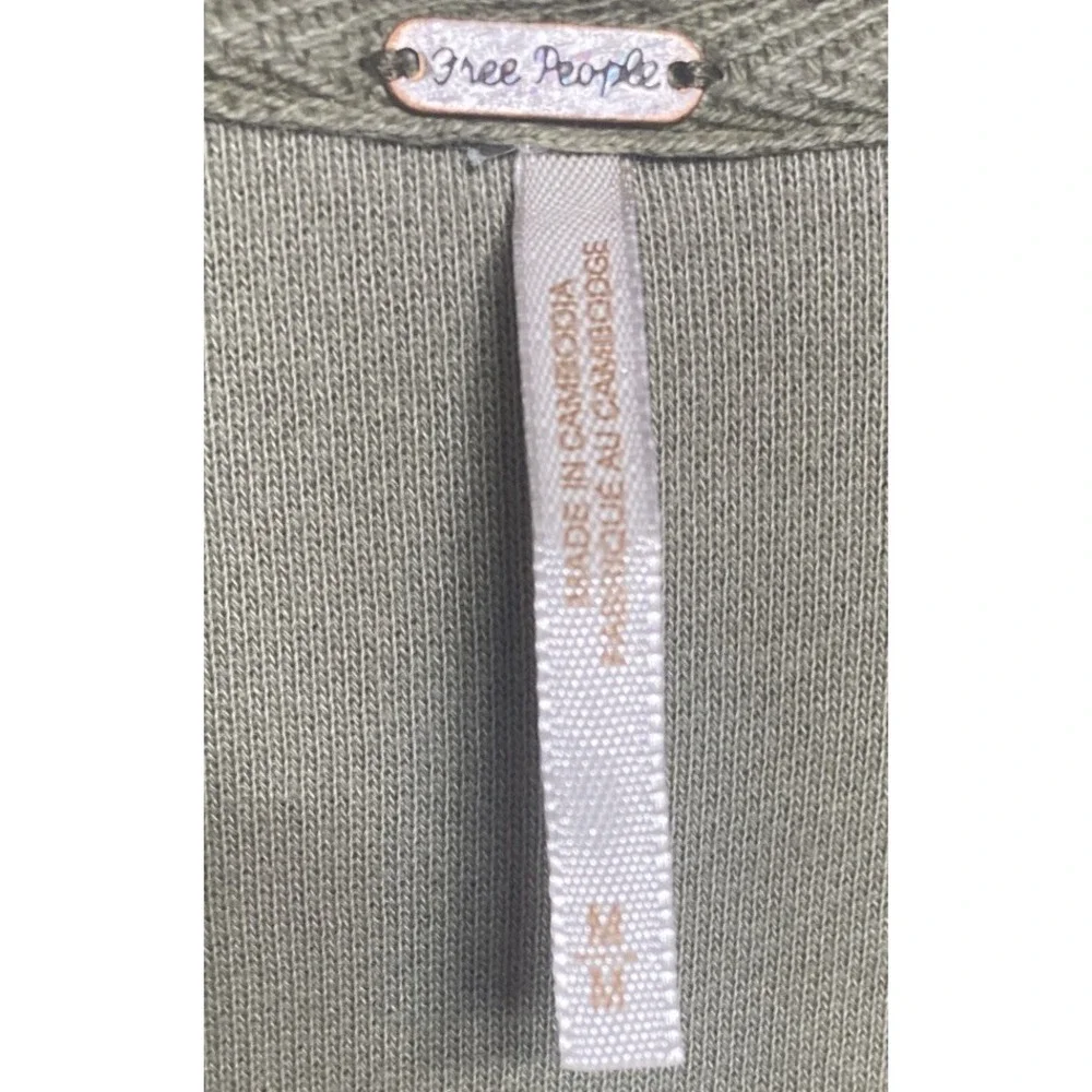 Free People Ruby Oversized Shirt Jacket in Greyed Olive Size Medium Retail: $128